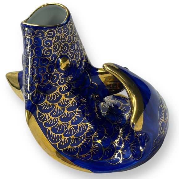 Asian Themed Vintage Colbalt Blue and Gold Koi Carp Open Mouth Fish Vase 6" Tall - Picture 2 of 13